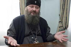 Архиепископ-журналистке: такого имени, как у Вас, нет