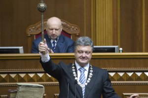 Порошенко: українська мова буде єдиною державною