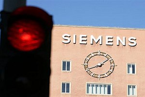 Siemens заплатит штраф за подкуп чиновников в Греции