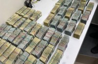 Поліція знайшла $3,2 млн під час обшуків у "ворів в законі" Умки і Лаші Свана
