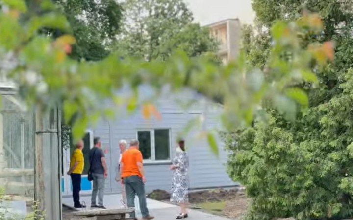 У Києві відкрили денний стаціонар для людей з деменцією