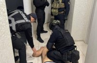 Правоохоронці заявили про припинення діяльності трьох шахрайських call-центрів у Запоріжжі