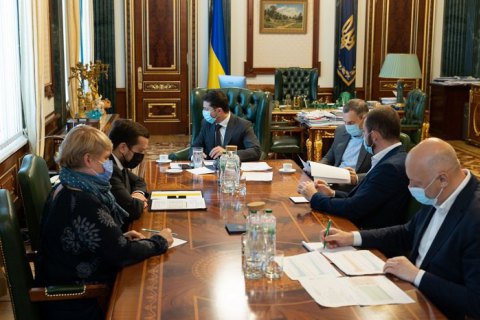 Зеленський закликав посилити інформкампанію щодо важливості вакцинації 