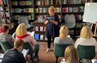 У книгарні “Сяйво книги” відбувся розмовний клуб для бажаючих розмовляти українською