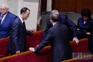 Депутаты договорились поработать еще 16 октября