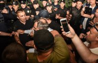 В Одессе между пытавшимися сорвать концерт Билык активистами и полицией произошли столкновения (обновлено)