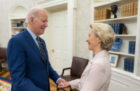 Урсула фон дер Ляєн подякувала Байдену, що США допомогли ЄС позбутися залежності від викопного палива з Росії