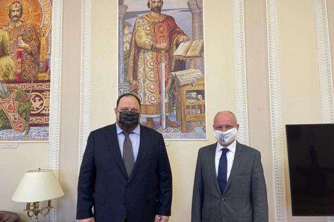 Стефанчук хочет ежемесячно проводить в Раде "евроинтеграционный" день