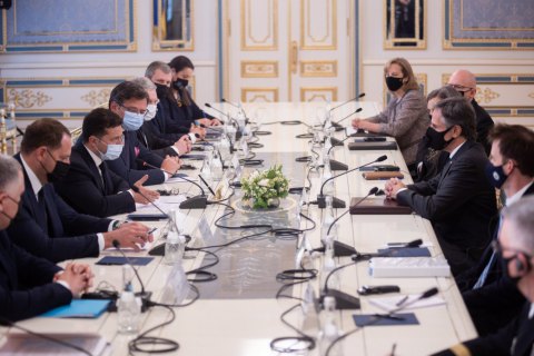Вместе с партнерами мы работаем над тем, чтобы Украина могла защитить себя от агрессии России, - Блинкен