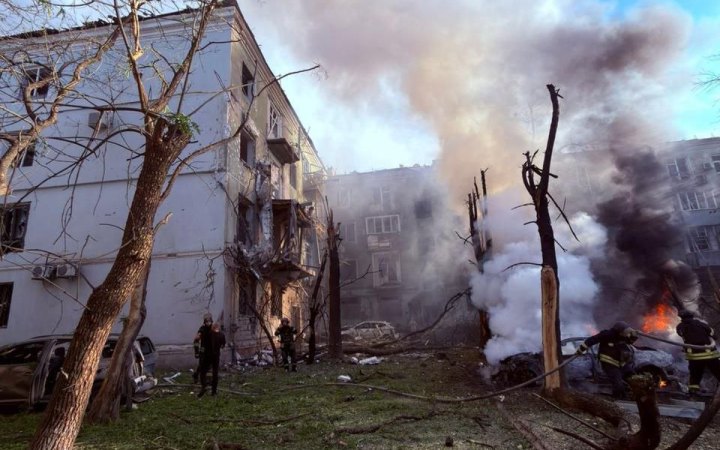 Росіяни вдруге вдарили по Краматорську, щонайменше десятеро поранених (оновлено)