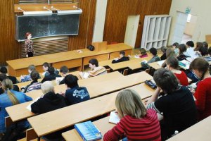 БПП хочет отменить лицензирование вузов