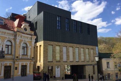 "Театр на Подоле" запустит перевод спектаклей на украинский язык в новом сезоне