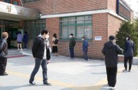 У Південній Кореї провели парламентські вибори в умовах пандемії