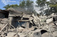 Росіяни вдарили по Запоріжжю, загинула людина (оновлено)