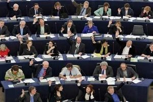 Европарламент призвал Украину оперативно ратифицировать СА