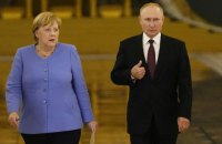 Путін у розмові з Меркель запропонував ЄС почати переговори з Лукашенком