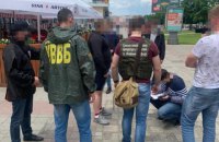 Полковника зі спільницею підозрюють у вимаганні хабаря за вступ до ліцею прикордонників 
