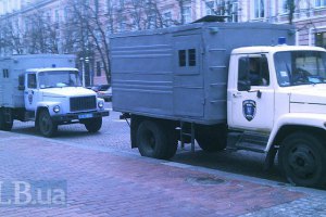 Всех задержанных на Банковой вывозят из Киева - источник в Пенитенциарной службе