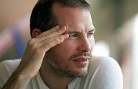 Вильнев: Феттель - супербыстр, но он человек без совести