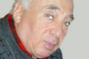 В Киеве убит известный поэт