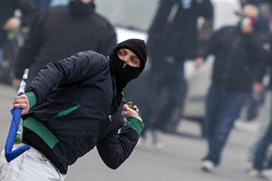 Фанатов "Ромы" арестовала полиция