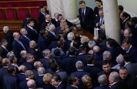 ПР збирає підписи під проханням до Януковича про прем'єра-"регіонала"