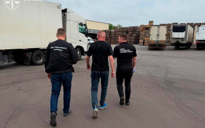 Суд обрав запобіжні заходи постачальникам неякісних сухпайків для ЗСУ