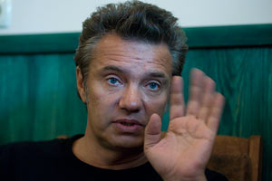 Михаил Борзыкин: «Когда тебя постоянно хлещут по лицу, надо хотя бы иногда удивленно вскинуть брови»