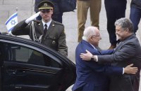 Семеро до рота, один до роботи