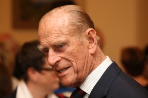 Муж Елизаветы ІІ вышел из больницы