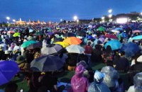В Таиланде тысячи протестующих требуют реформы монархии и отставки правительства