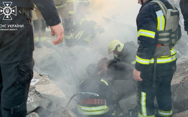 Ворог вдарив ракетами по місту Суми, є поранені (оновлено)