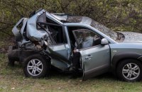 ​Под Киевом внедорожник протаранил два автомобиля и влетел в заправку