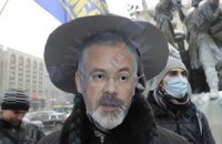 Студенты Могилянки сравнили Табачника с Брежневым и Шапокляк