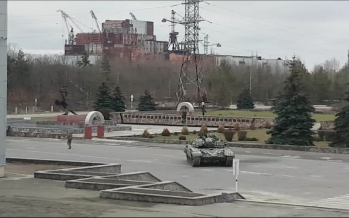 В Чернобыле оккупанты развернули временный пункт управления группировкой войск Восточного военного округа, – Генштаб
