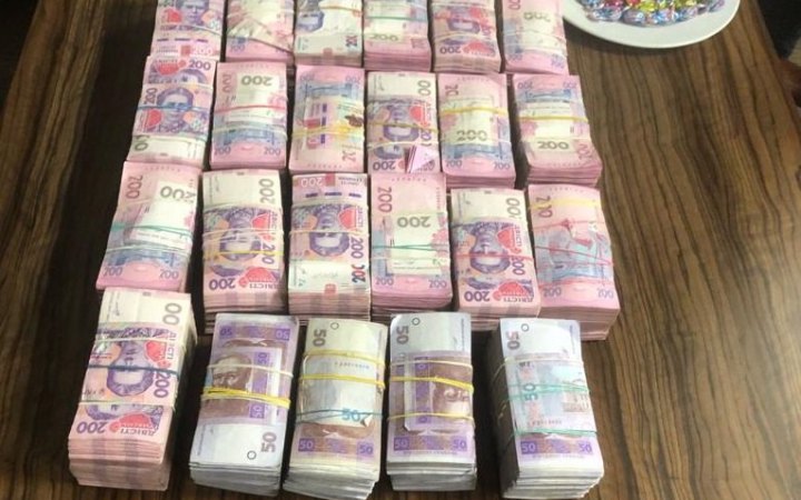 Нардепи повернули партійну звітність 