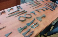 Киевлянин получил 4 года условно за контрабанду старинных предметов