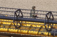 Фермерів на окупованих регіонів змушують здавати зерно росіянам удвічі дешевше