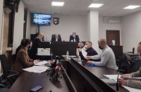 Адвокат заявил, что экс-судья Чаус потерял слух, заседание перенесли 
