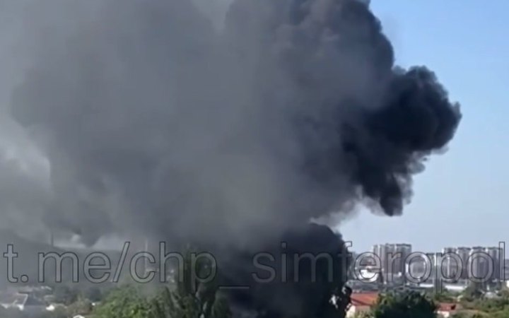 У Сімферополі виникла пожежа у військовій частині росіян