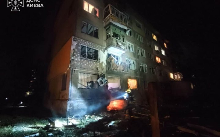 Головне за ніч та ранок вівторка, 22 вересня: майже 250 боєзіткнень, ураження НПЗ на Росії, Зеленські у Нью-Йорку
