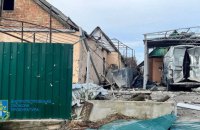 Окупанти обстріляли з артилерії Нікополь, двоє людей поранені