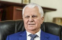 Кравчук после операции на сердце остается в реанимации 