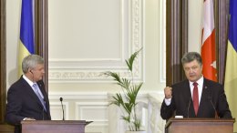 Канада и Украина начали консультации по визовому диалогу, - Порошенко