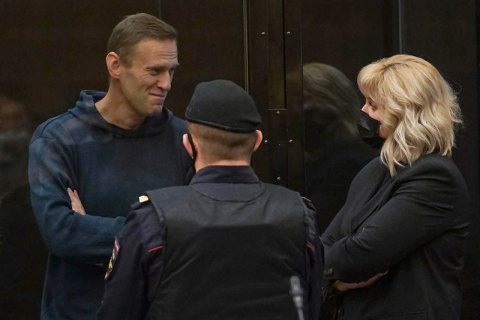 Путін заявив, що Навальний "сам хотів бути затриманим"