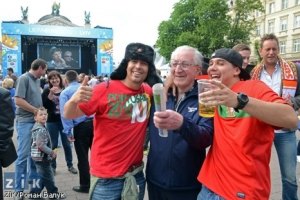 МВД: сильно выпившими болельщиками-иностранцами занимаются медики