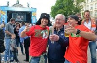 МВД: сильно выпившими болельщиками-иностранцами занимаются медики