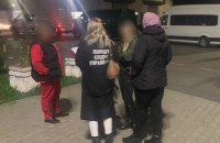 Мешканка Буковини у багажнику автівки намагалася перевезти через кордон військовозобов’язаного