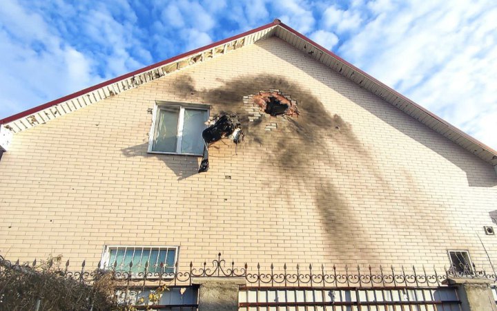 Росіяни атакували Дніпропетровщину ракетою, артилерією та дронами-камікадзе