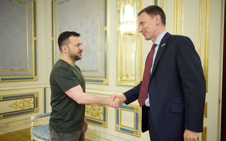 Зеленський зустрівся у Києві з міністром фінансів Великої Британії. Говорили про санкції проти РФ